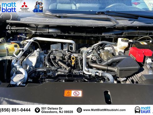 Used 2023 Mitsubishi Outlander SE image 11