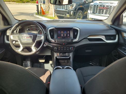 Used 2020 GMC Terrain SLE FWD image 16