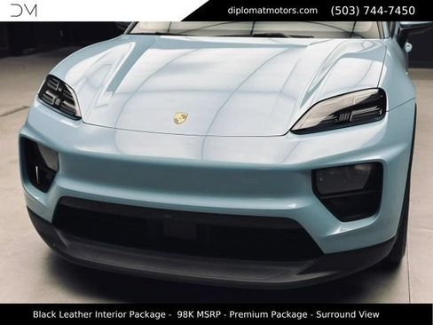 Used 2025 Porsche Macan 4 Electric AWD/4WD image 14