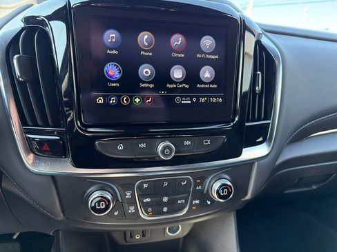 Used 2024 Chevrolet Traverse LT FWD image 21