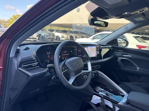 New 2025 Audi Q5 Premium Plus image 10