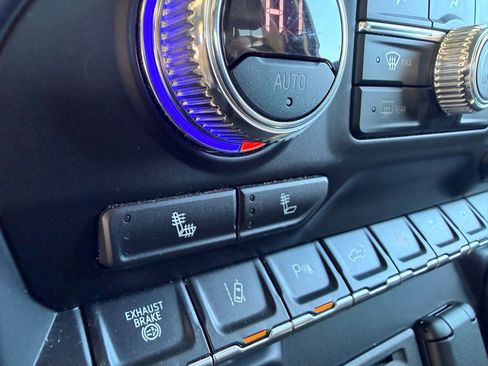 Used 2022 GMC Sierra 2500 SLT w/ Gooseneck/5TH Wheel Package image 15