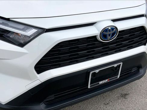 Used 2024 Toyota RAV4 XLE image 29
