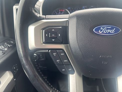 Used 2021 Ford F350 Lariat w/ Chrome Package image 29