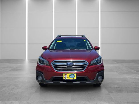 Used 2018 Subaru Outback 2.5i Premium AWD/4WD image 2