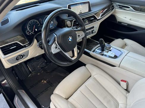Used 2018 BMW 750i xDrive AWD/4WD image 15