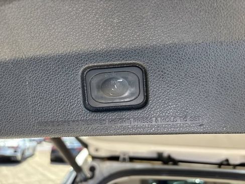 Used 2016 Ford Explorer Platinum AWD/4WD image 35