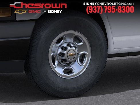 New 2026 Chevrolet Express 3500 Extended w/ Driver Convenience Package RWD image 9