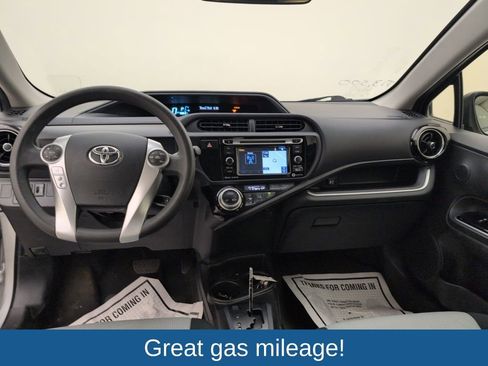 Used 2016 Toyota Prius C Three image 7