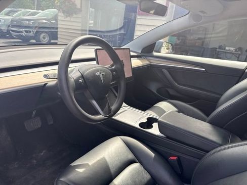 Used 2023 Tesla Model 3 Standard Range RWD image 11