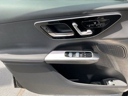 New 2025 Mercedes-Benz GLC 350e 4MATIC image 12
