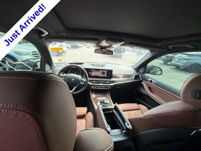 Used 2026 BMW X5 xDrive40i AWD/4WD image 38