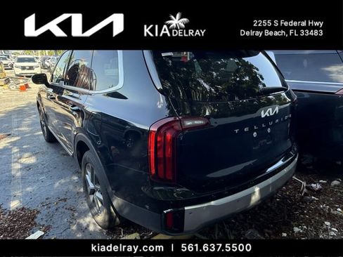 Certified 2024 Kia Telluride LX FWD image 8