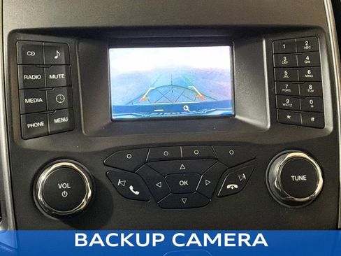 Used 2017 Ford Edge SE w/ Cargo Accessory Package image 3