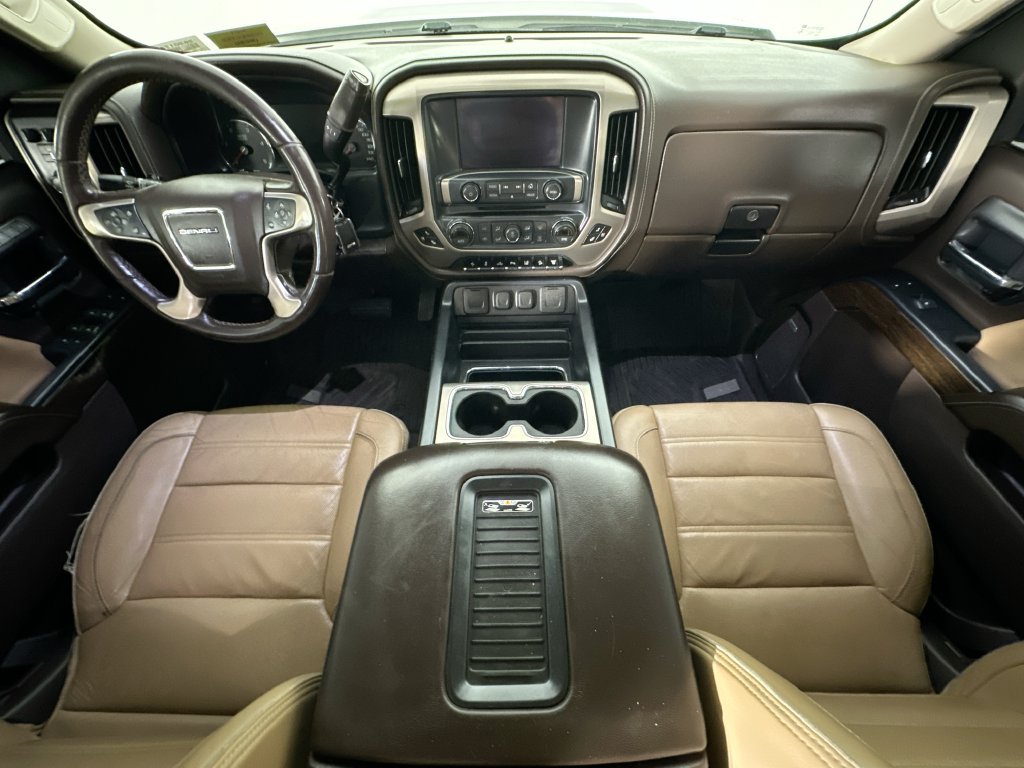 Used 2019 GMC Sierra 2500 Denali w/ Duramax Plus Package AWD/4WD image 10