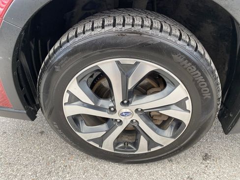 Used 2022 Subaru Outback Limited image 8