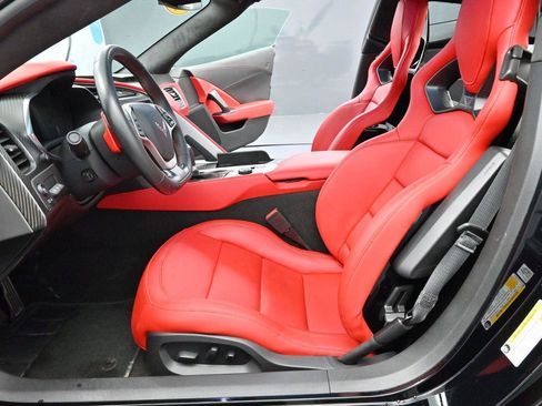 Used 2019 Chevrolet Corvette Z06 RWD image 13