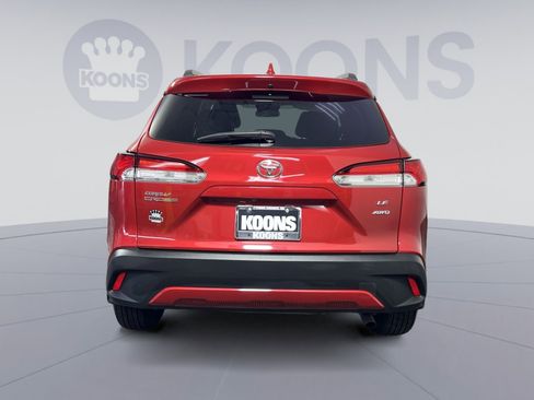 Used 2023 Toyota Corolla Cross LE w/ Moonroof Package AWD/4WD image 10