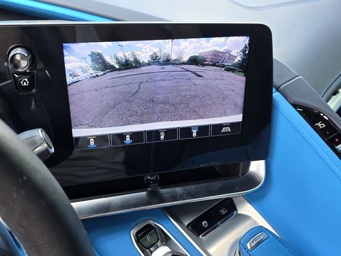 Used 2022 Chevrolet Corvette Stingray Premium Conv w/ Z51 Performance Package RWD image 23