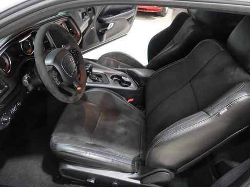 Used 2023 Dodge Challenger R/T Scat Pack RWD image 18