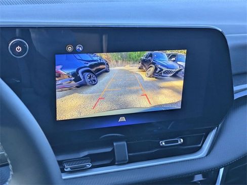 New 2026 Chevrolet Equinox LT image 17