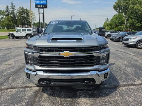 Certified 2024 Chevrolet Silverado 2500 LT w/ Convenience Package AWD/4WD image 2