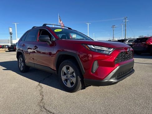 Used 2025 Toyota RAV4 LE image 9