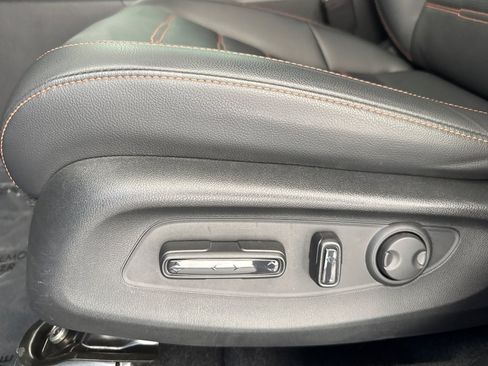 Used 2025 Honda CR-V Sport-L image 14