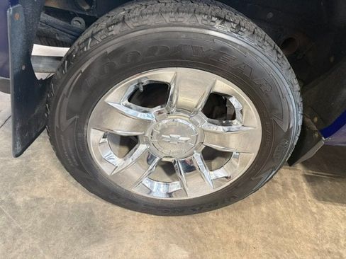 Used 2014 Chevrolet Silverado 1500 LTZ AWD/4WD image 18