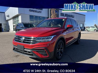 Used 2024 Volkswagen Tiguan SE w/ Panoramic Sunroof Package
