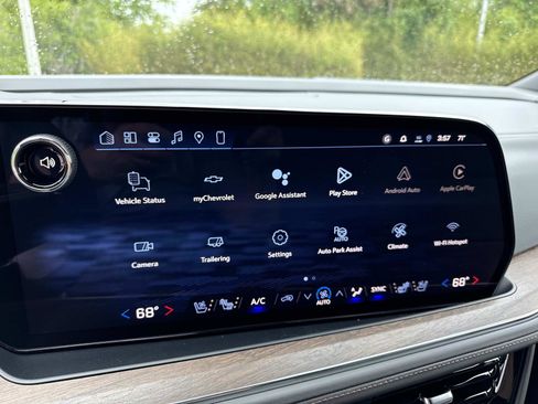 New 2026 Chevrolet Tahoe High Country w/ Sun And Tow Package AWD/4WD image 25