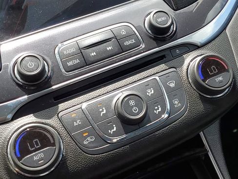 Used 2014 Chevrolet Impala LT FWD image 27