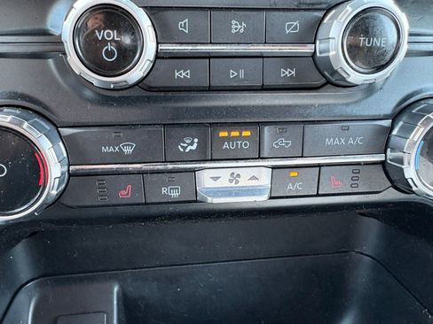 Used 2023 Ford F150 XLT w/ Equipment Group 302A High image 13