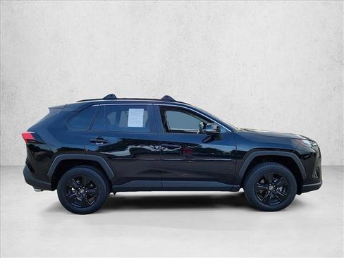 Used 2025 Toyota RAV4 XLE w/ Convenience Package FWD image 4
