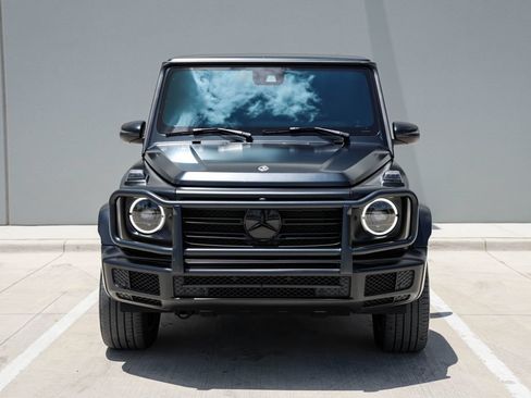 Used 2023 Mercedes-Benz G 550 image 3