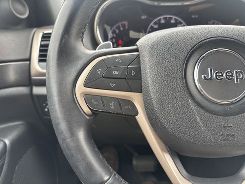 Used 2014 Jeep Grand Cherokee Laredo w/ Quick Order Package 23E AWD/4WD image 18