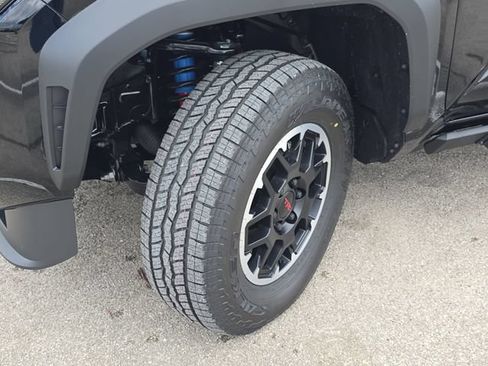 New 2026 Toyota Tacoma TRD Off-Road AWD/4WD image 32