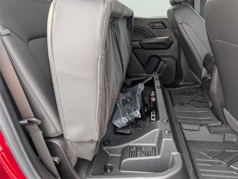 New 2026 Chevrolet Colorado Trail Boss AWD/4WD image 18