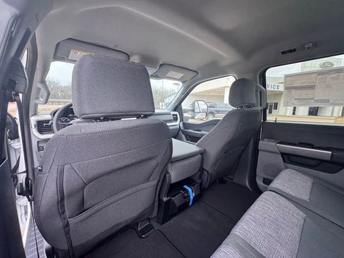 New 2026 Ford F250 XLT w/ FX4 Off-Road Package image 17