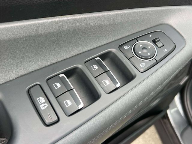 Certified 2023 Hyundai Santa Fe SE AWD/4WD image 18