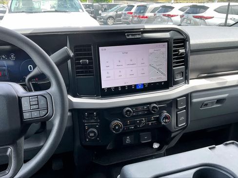 Used 2026 Ford F250 Lariat w/ Tremor Off-Road Package AWD/4WD image 15