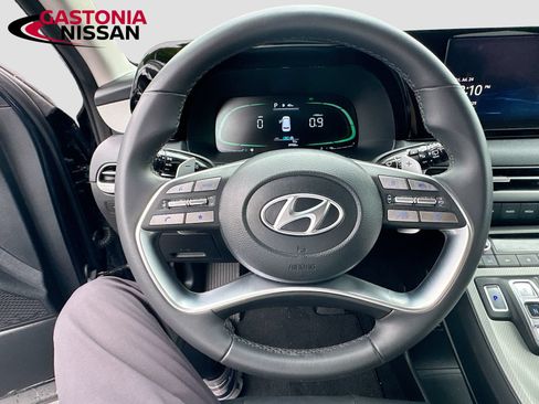 Used 2023 Hyundai Palisade SEL FWD image 14