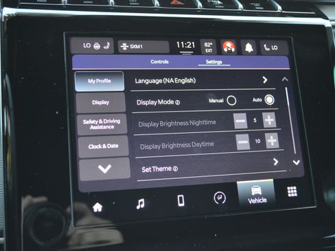 Used 2023 Jeep Grand Cherokee Altitude AWD/4WD image 17