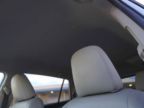 Used 2015 Toyota RAV4 LE image 26