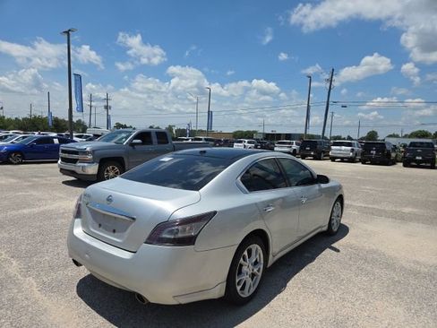 Used 2014 Nissan Maxima 3.5 SV w/ Premium Package FWD image 9