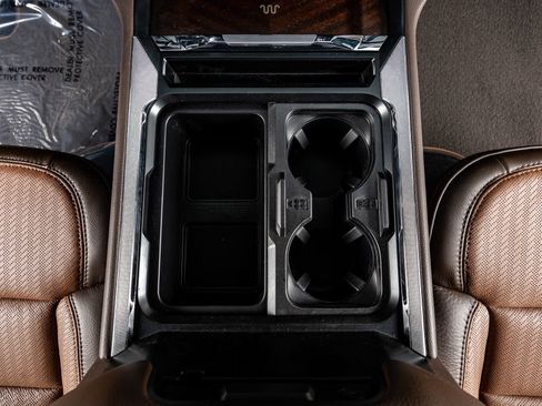 Used 2026 Ford F450 King Ranch w/ Chrome Package image 28