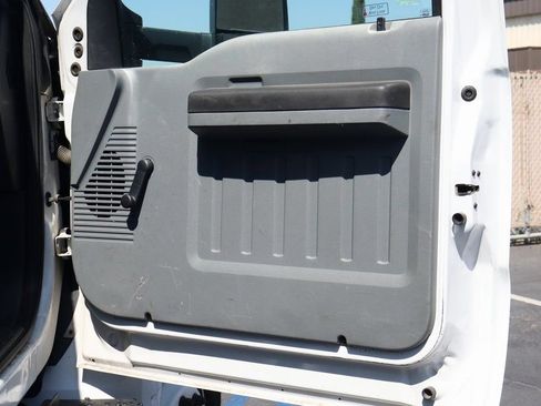 Used 2019 Ford F650 2WD Regular Cab Super Duty image 39