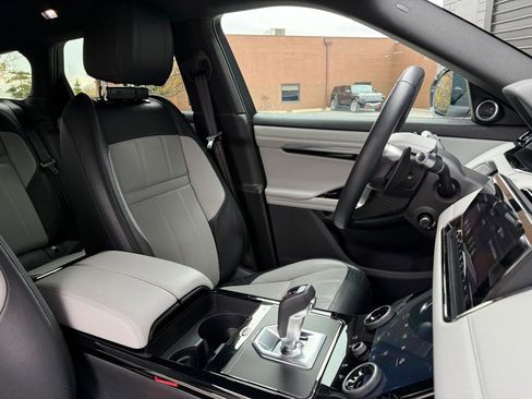 Used 2020 Land Rover Range Rover Evoque First Edition image 38