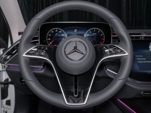 New 2026 Mercedes-Benz E 350 4MATIC Sedan image 21