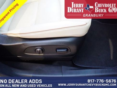 Used 2024 Buick Encore GX Avenir w/ Avenir Convenience Package AWD/4WD image 24